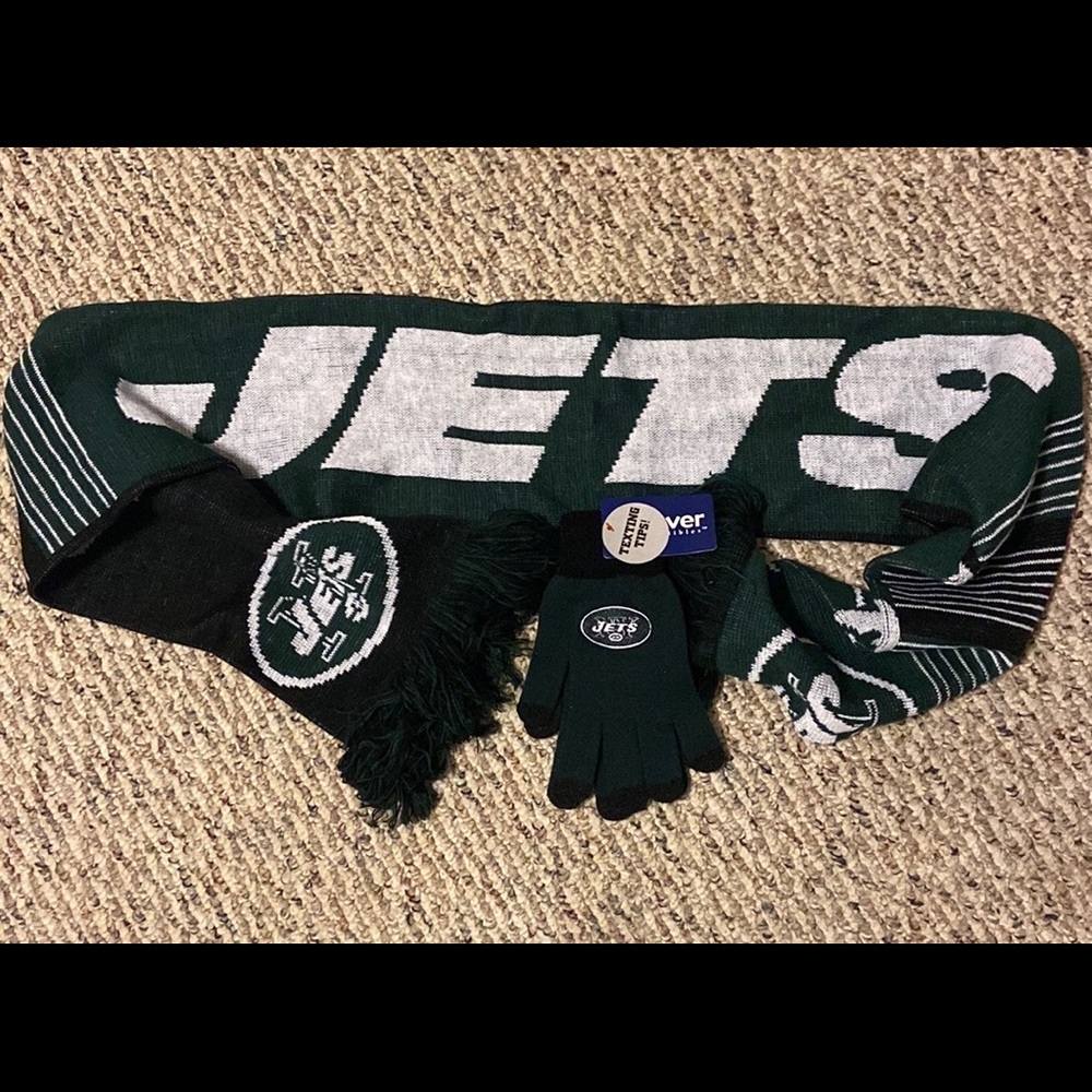 NY Jets Glove and Scarf set
